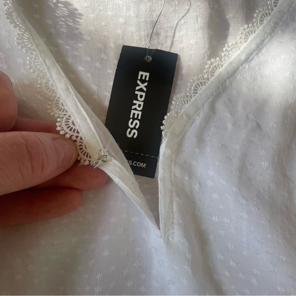 Express Top Women Large White V Neck Flare Long Sleeve Peplum Jacquard Blouse - Picture 3 of 6